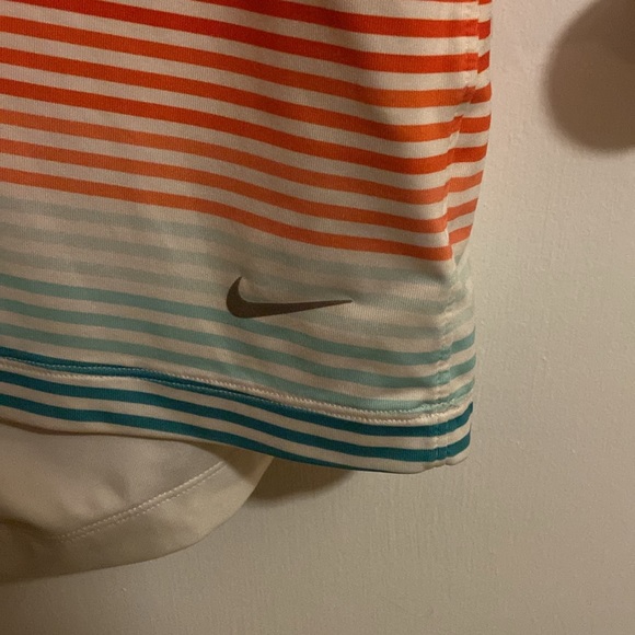 EUC Nike golf dress. - Picture 5 of 9